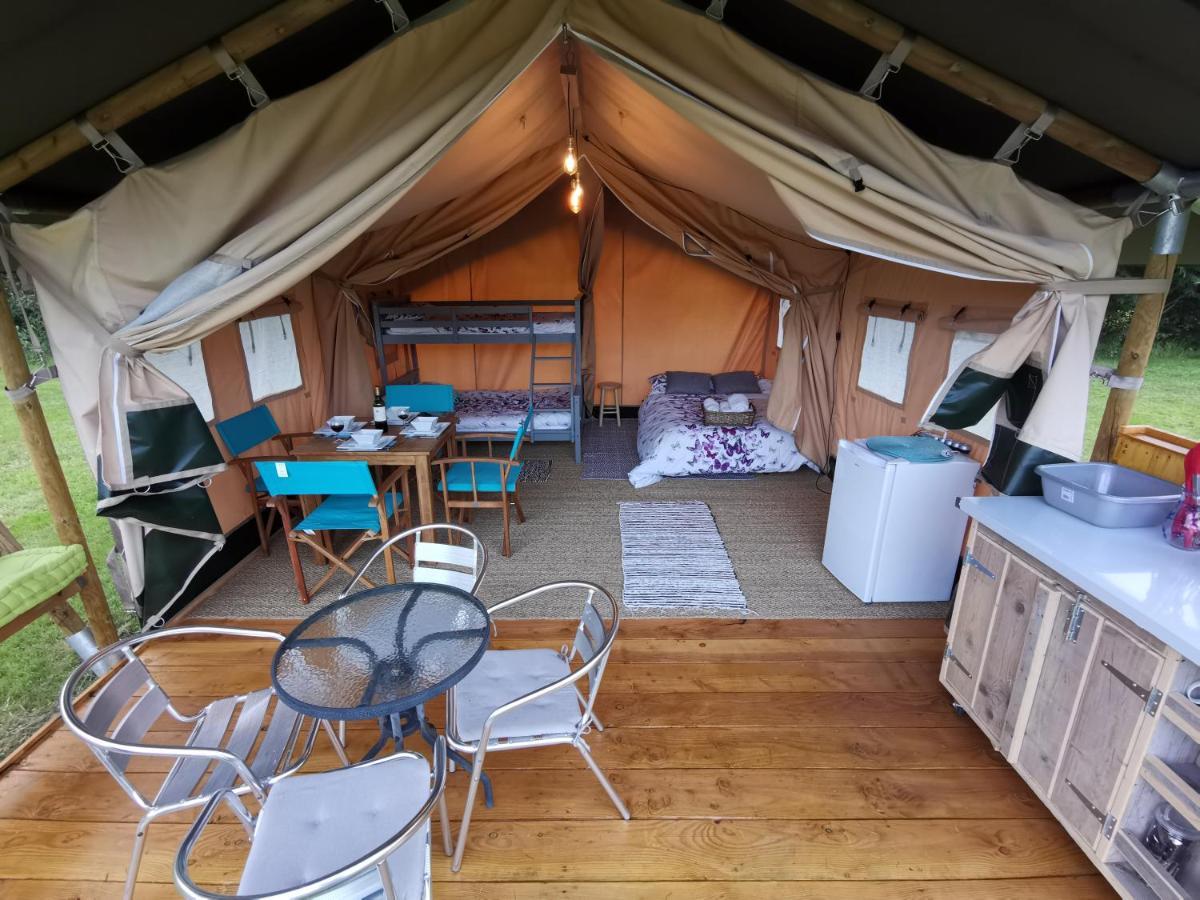 Отель Safari At La Petite Lande Thiviers Экстерьер фото